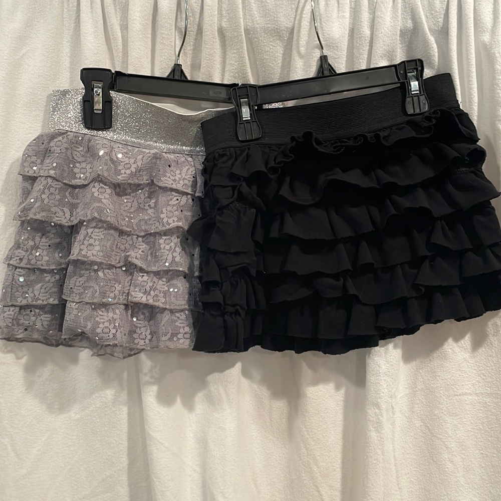 2 Girls Ruffle Skirts Black and Grey Lace with Sparkles